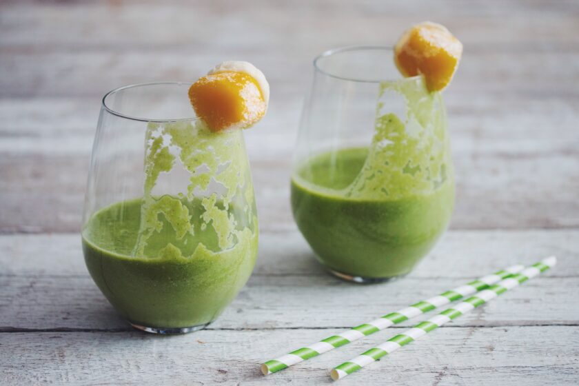 the green mango smoothie_hot for food