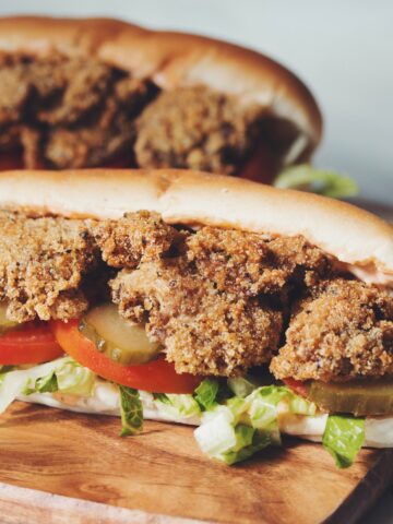 vegan oyster mushroom po boy_hot for food