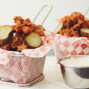 buffalo oyster mushrooms_hot for food