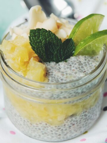 Piña Colada Chia Pudding_hot for food