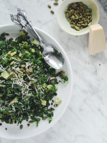 kale avocado salad