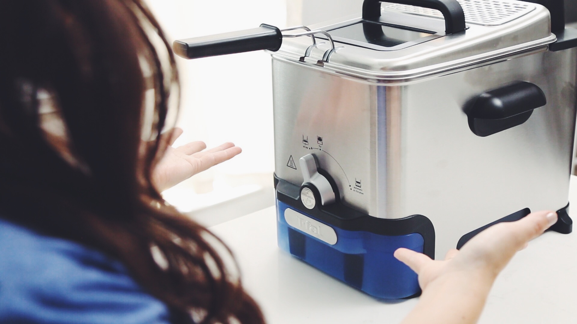 t-fal ez clean fryer - hot for food