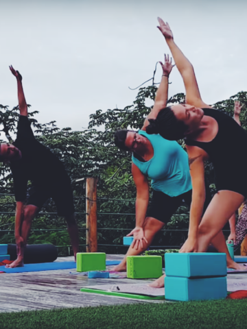 yoga retreat_hot for food